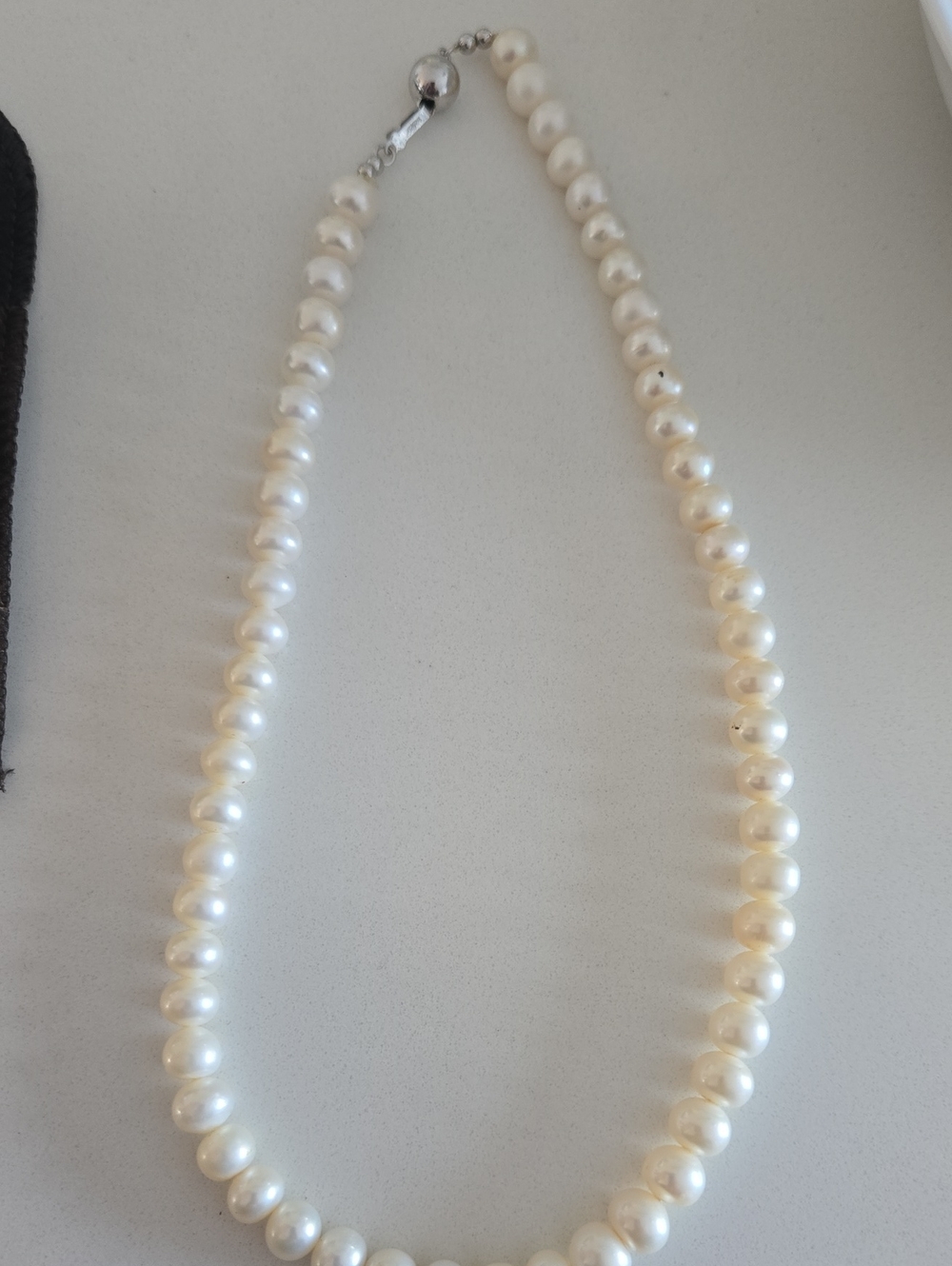 9. Pearl necklace